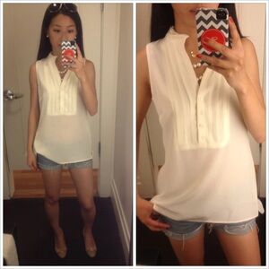 Banana Republic Ivory Sleeveless 100% Silk Blouse Evening Datenight